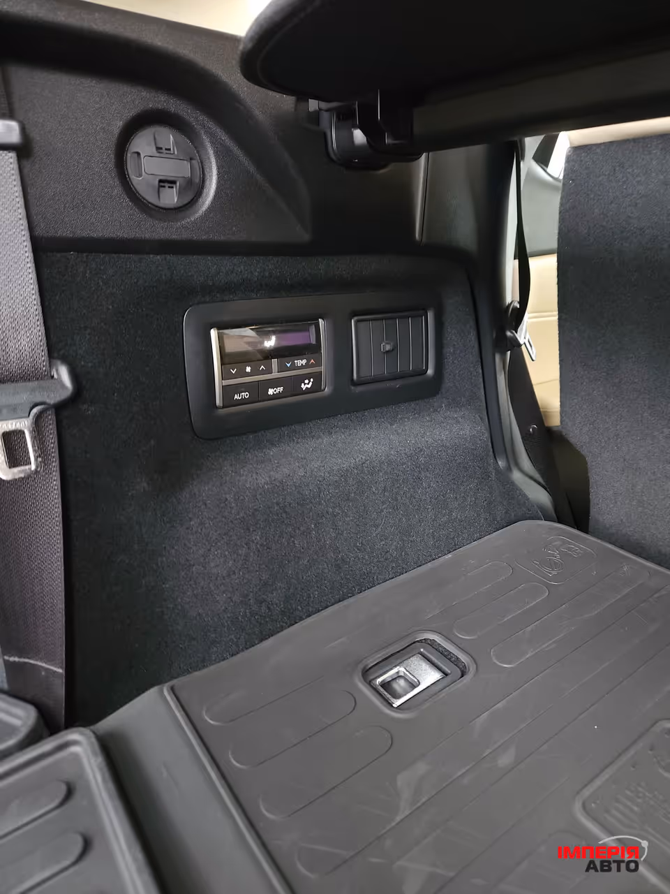 Lexus RX - фото 23