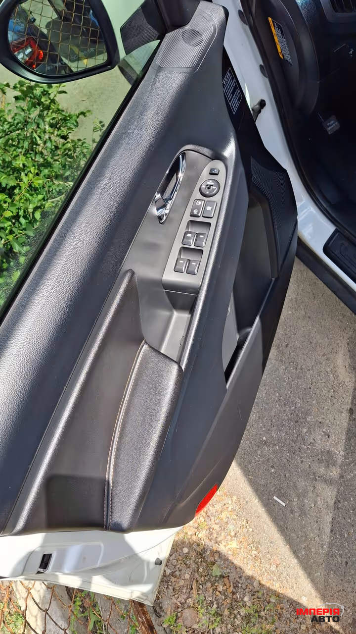 Kia Sportage - фото 15