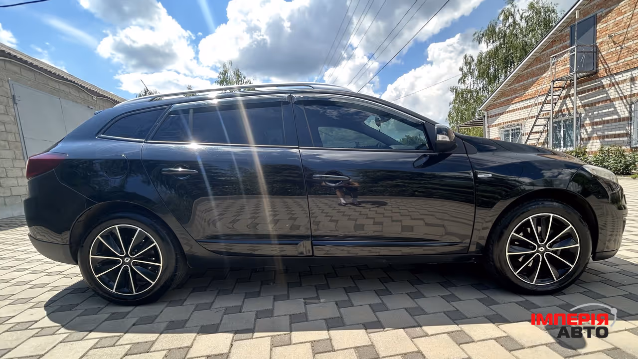 Renault Megane - фото 6