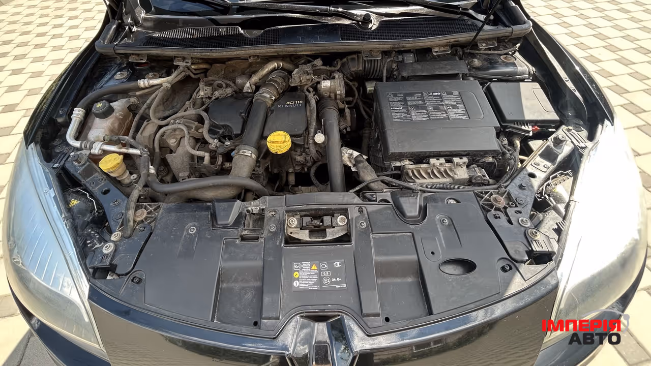 Renault Megane - фото 13