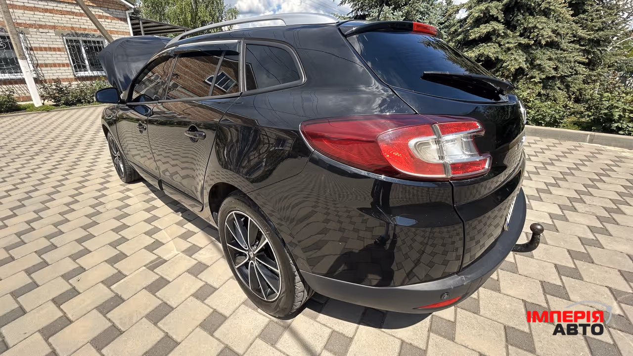 Renault Megane - фото 2