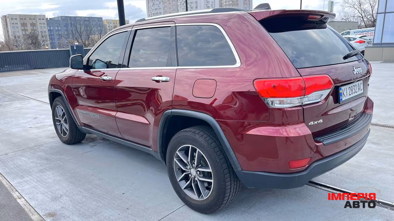 Jeep Grand Cherokee - фото 7