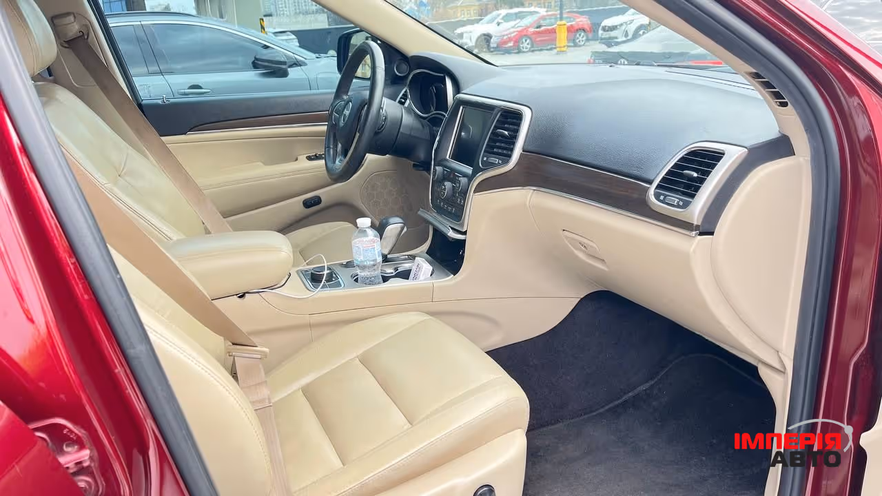 Jeep Grand Cherokee - фото 2