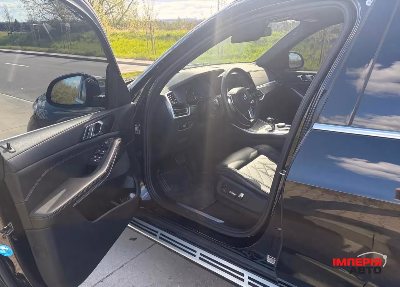 BMW X5 - фото 8