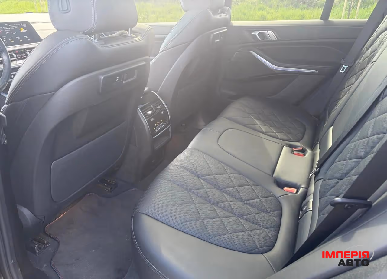 BMW X5 - фото 9