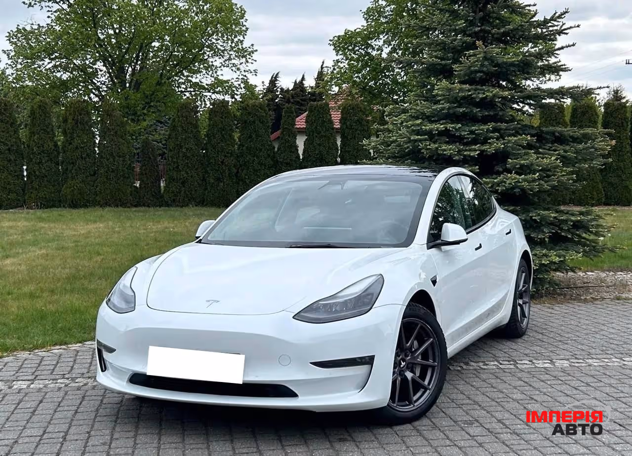 Tesla Model 3 - фото 2