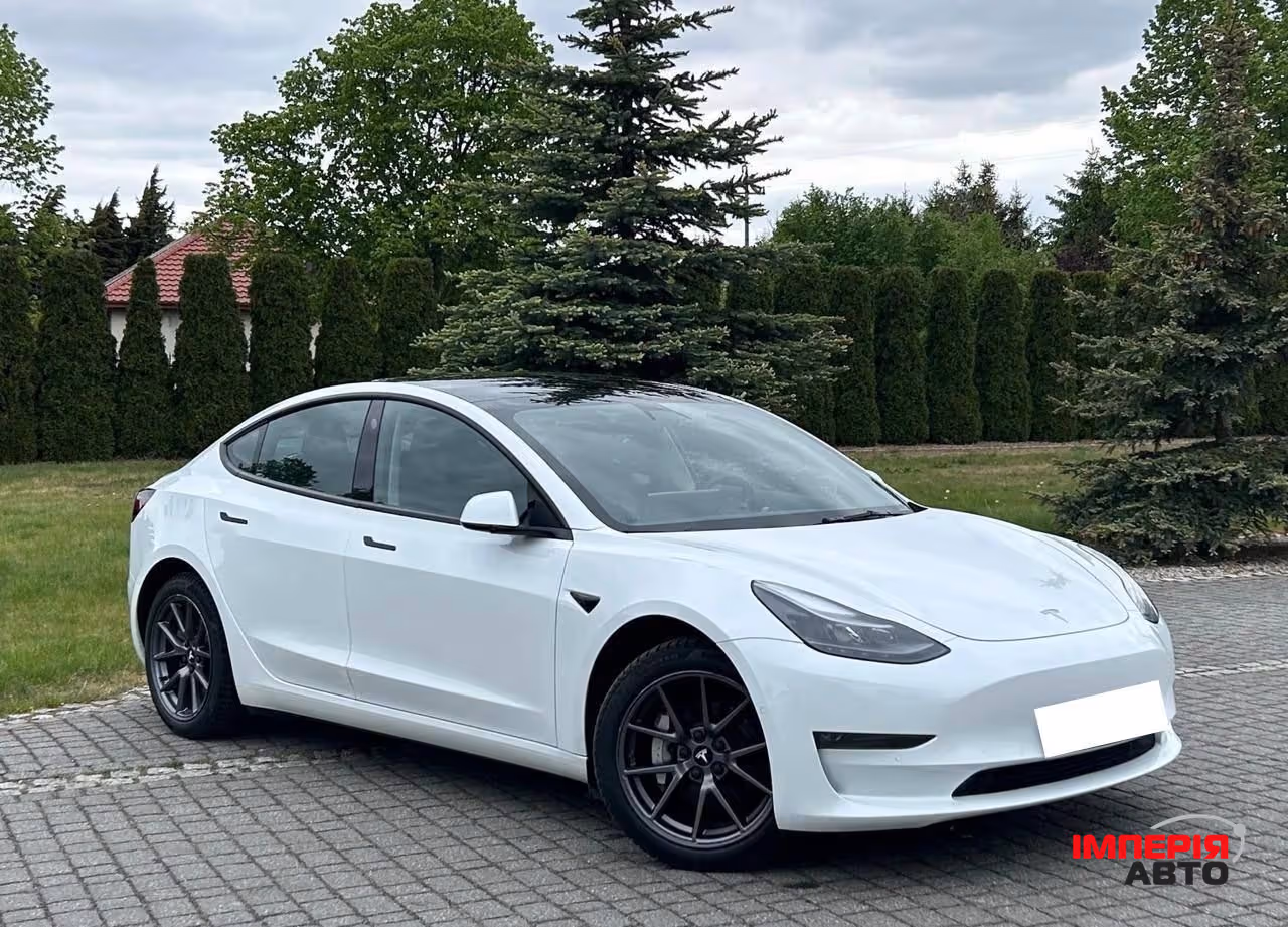 Tesla Model 3 - фото 5