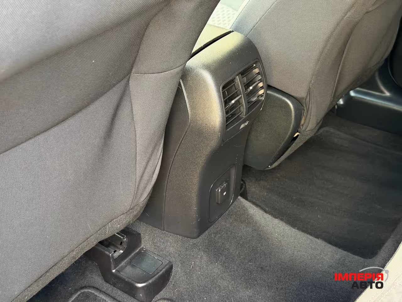 Ford Escape - фото 50