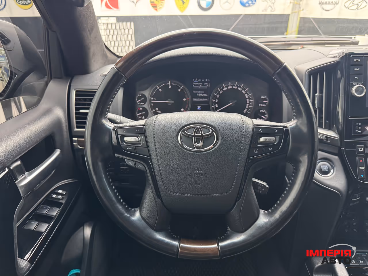 Toyota Land Cruiser - фото 18