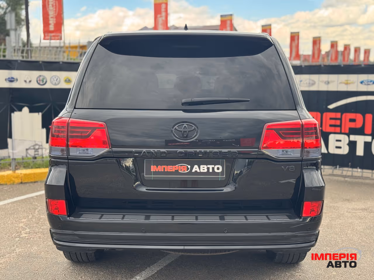 Toyota Land Cruiser - фото 6