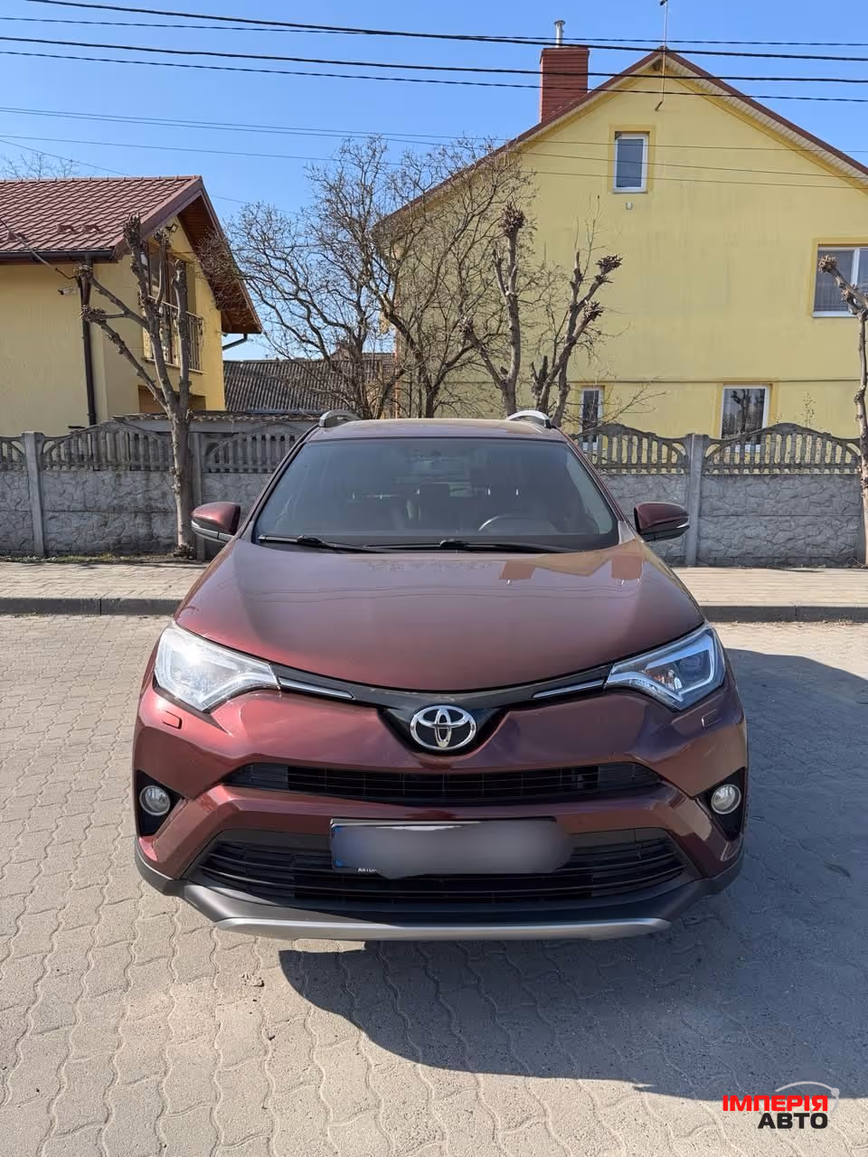 Toyota RAV4 - фото 2