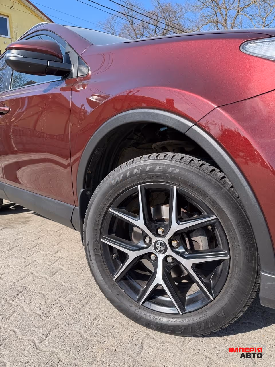 Toyota RAV4 - фото 5