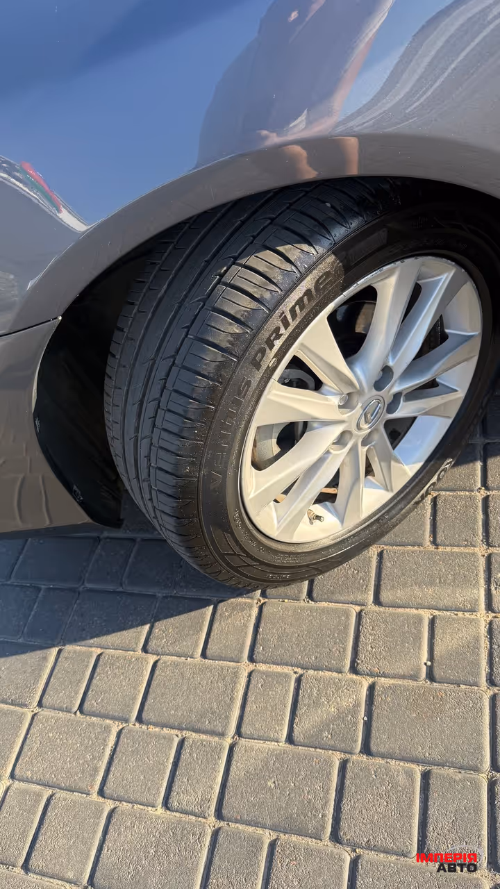 Lexus ES - фото 20