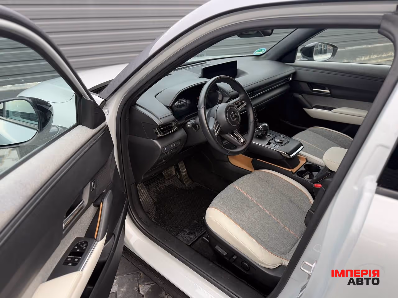 Mazda MX-30 - фото 18
