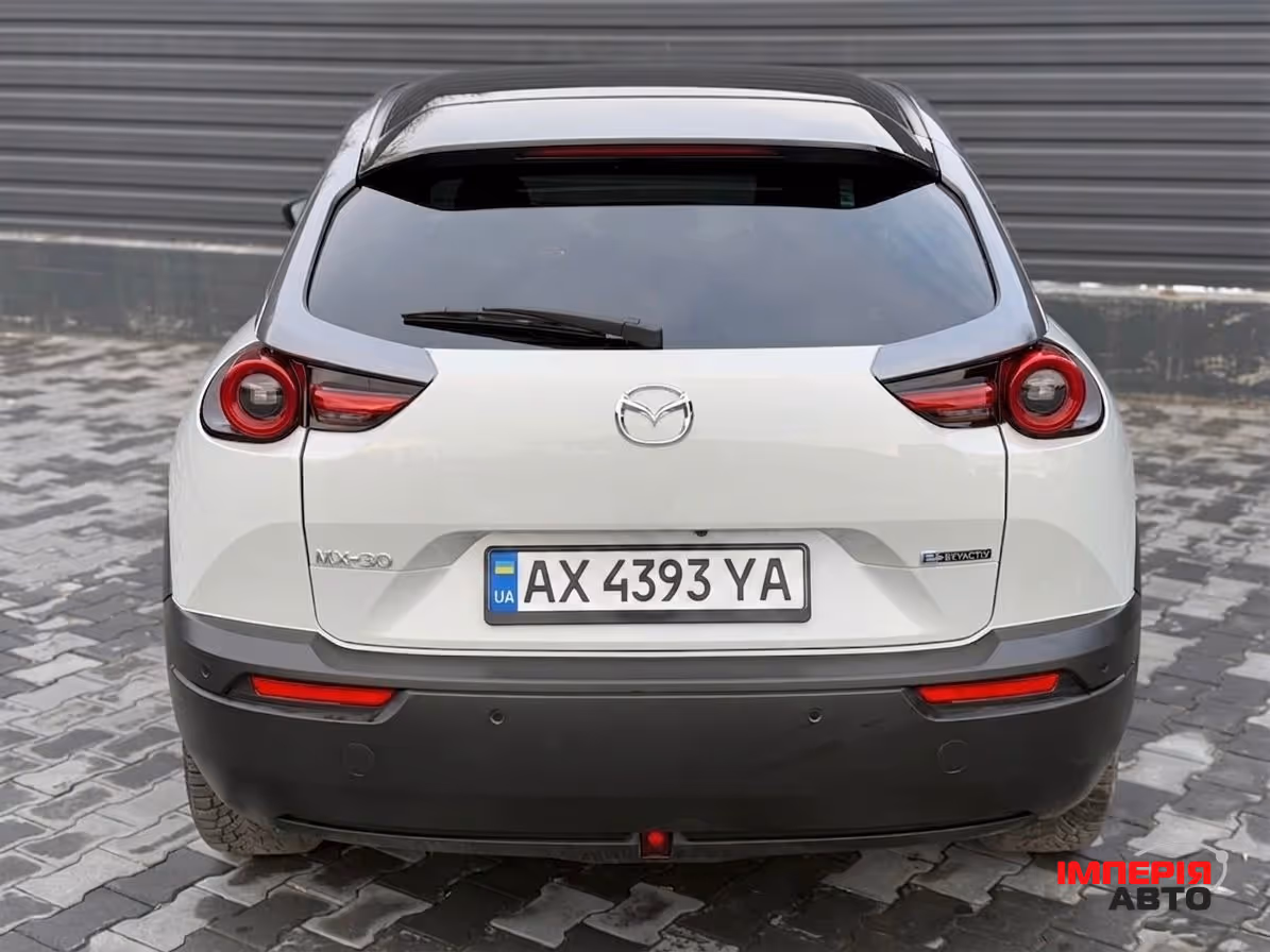 Mazda MX-30 - фото 4