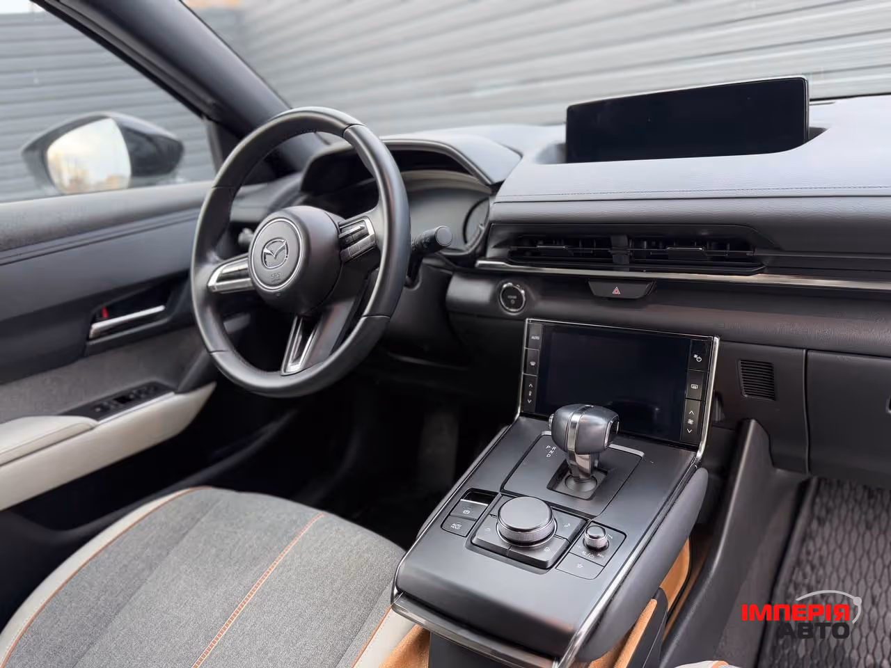 Mazda MX-30 - фото 11