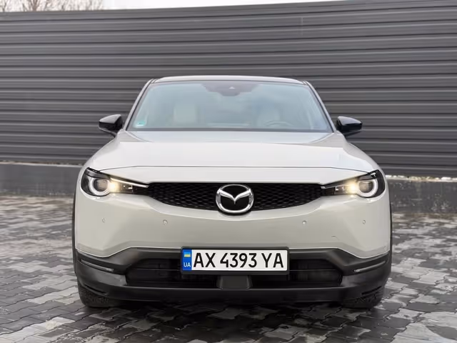 Mazda MX-30 - фото 1