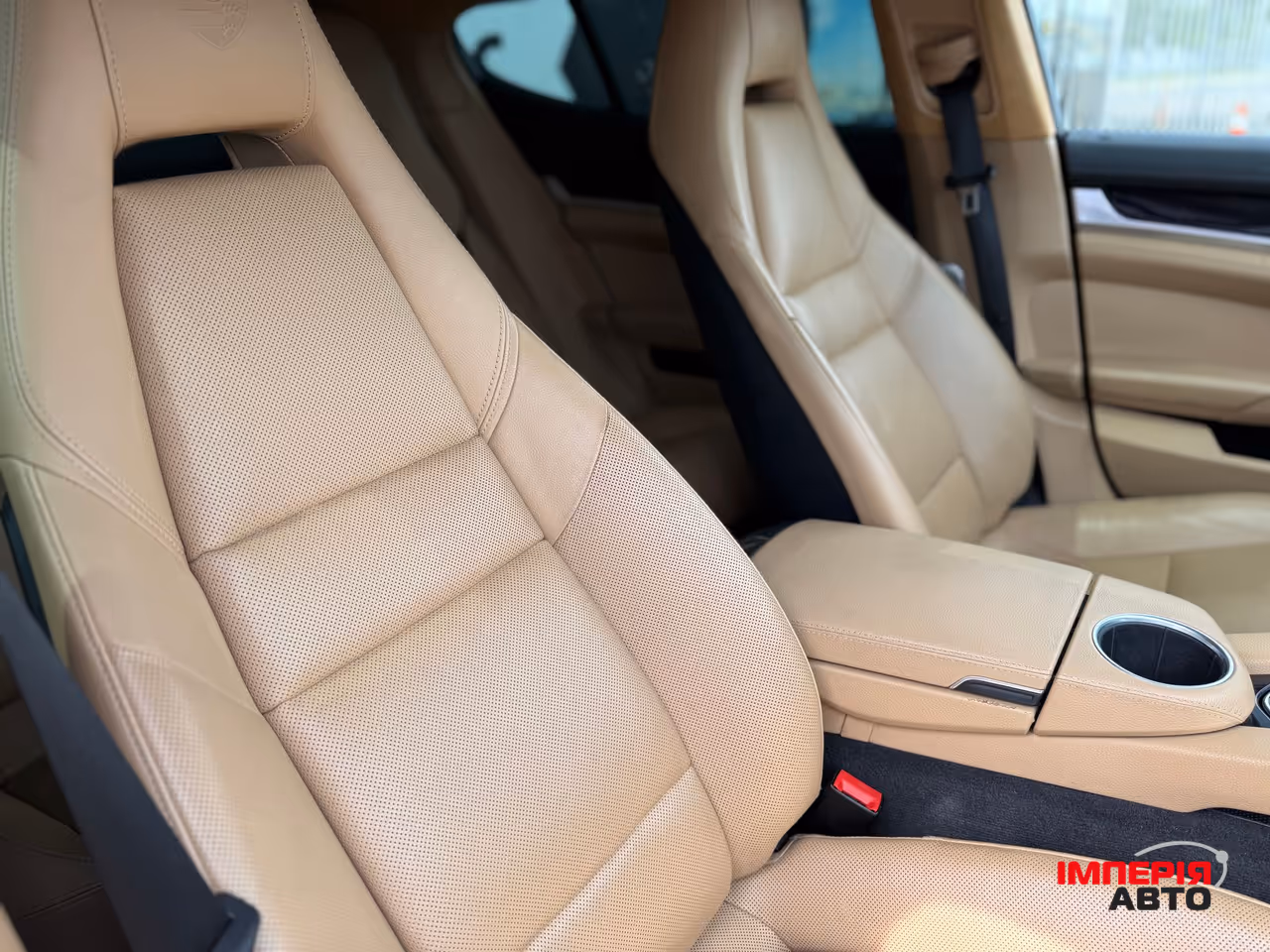 Porsche Panamera - фото 7