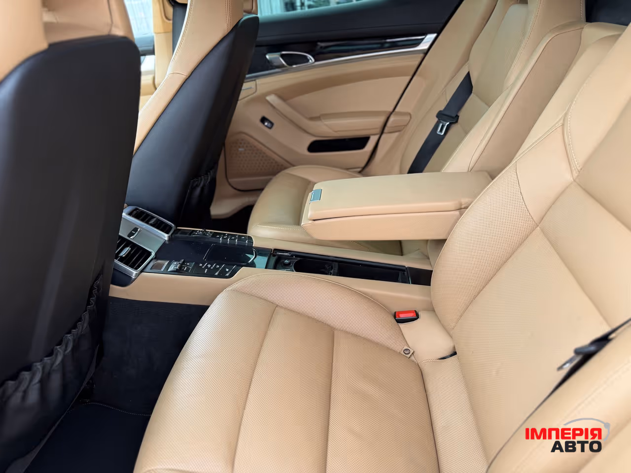 Porsche Panamera - фото 12