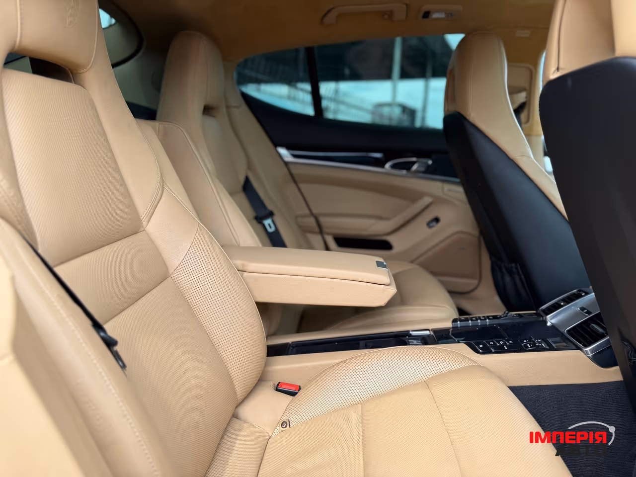 Porsche Panamera - фото 10