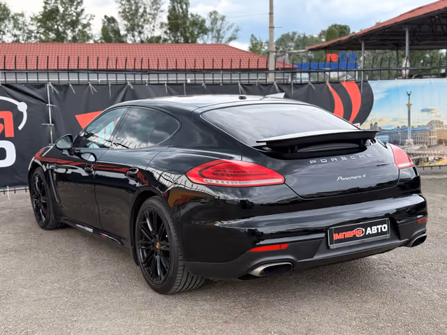 Porsche Panamera - фото 4
