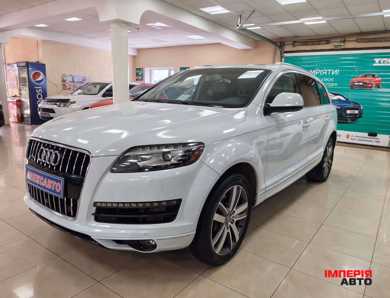 Audi Q7 - фото 2