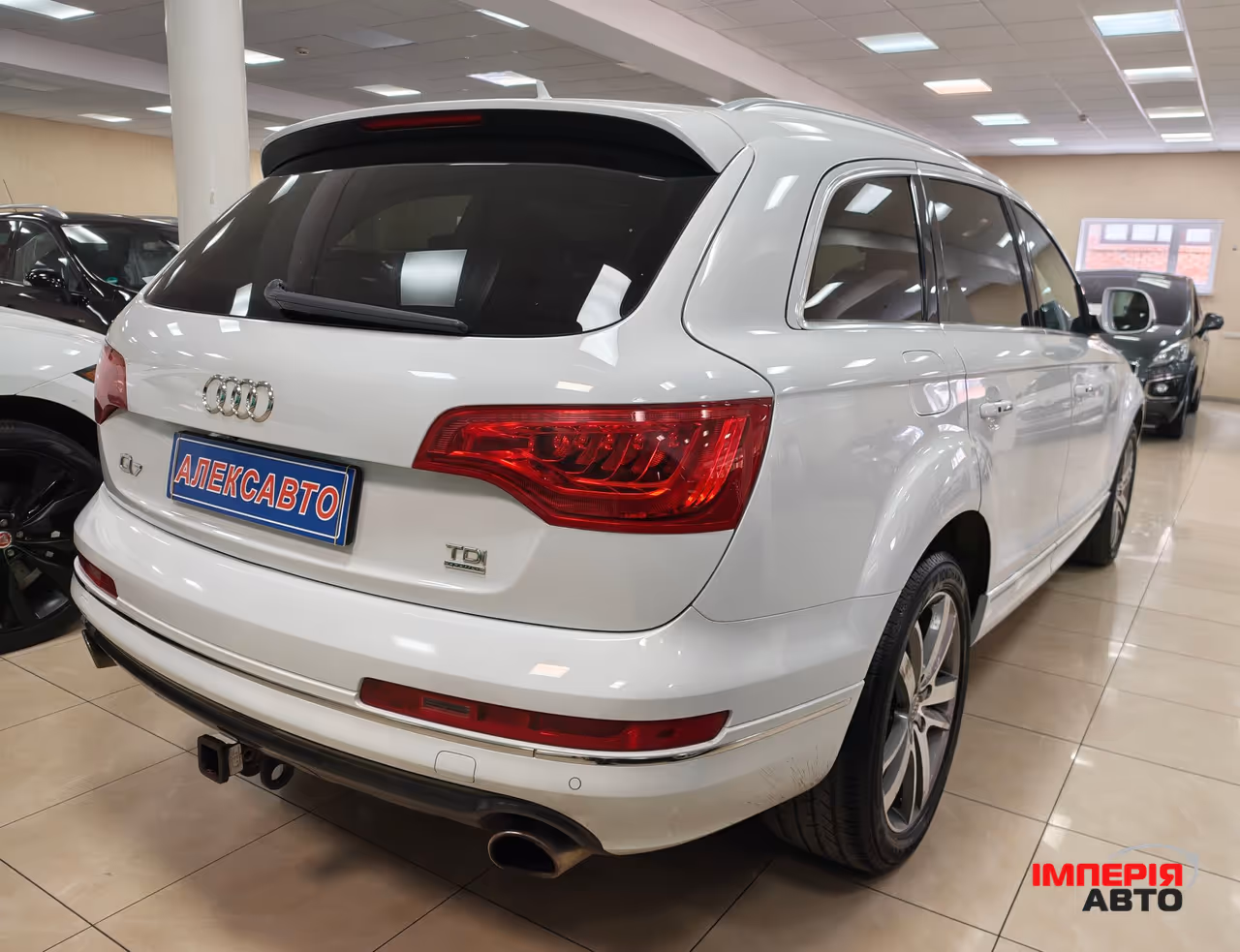 Audi Q7 - фото 4