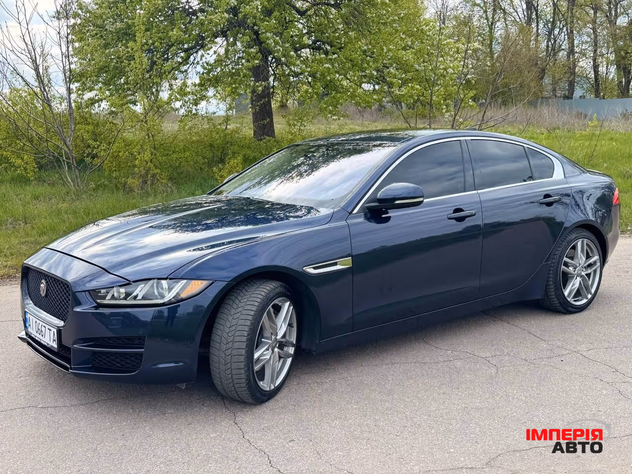 Jaguar XE - фото 4