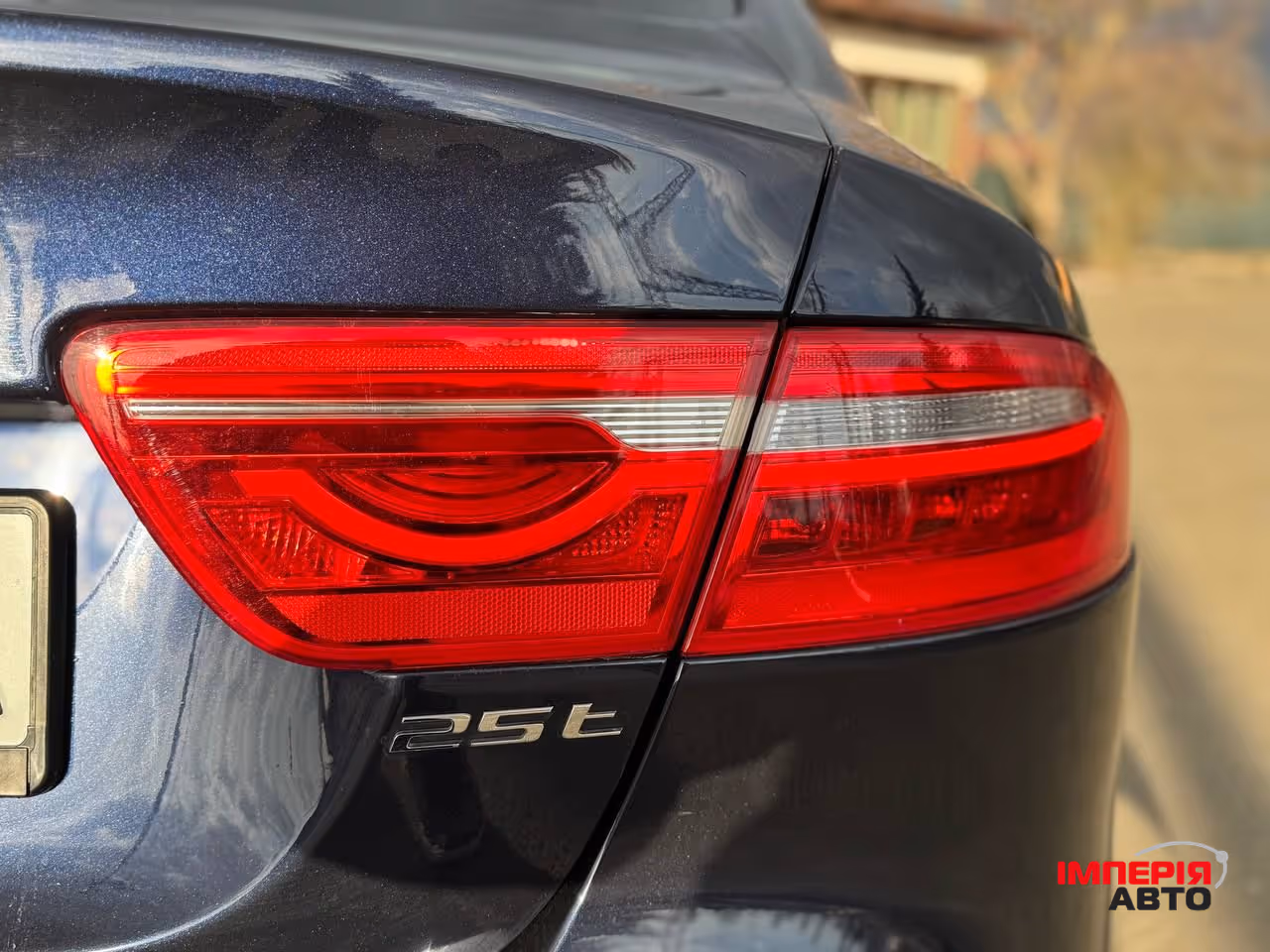 Jaguar XE - фото 15