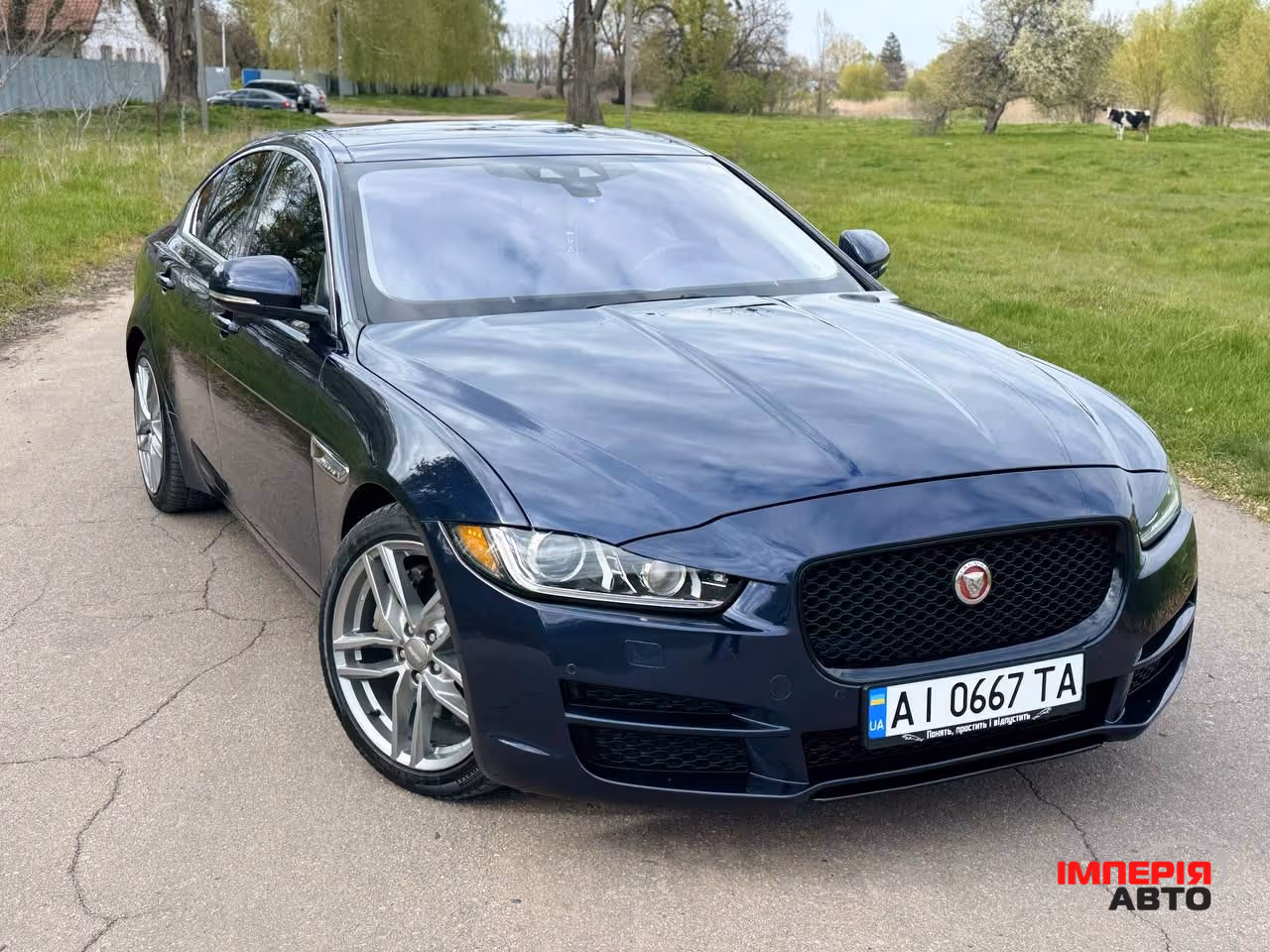 Jaguar XE - фото 13