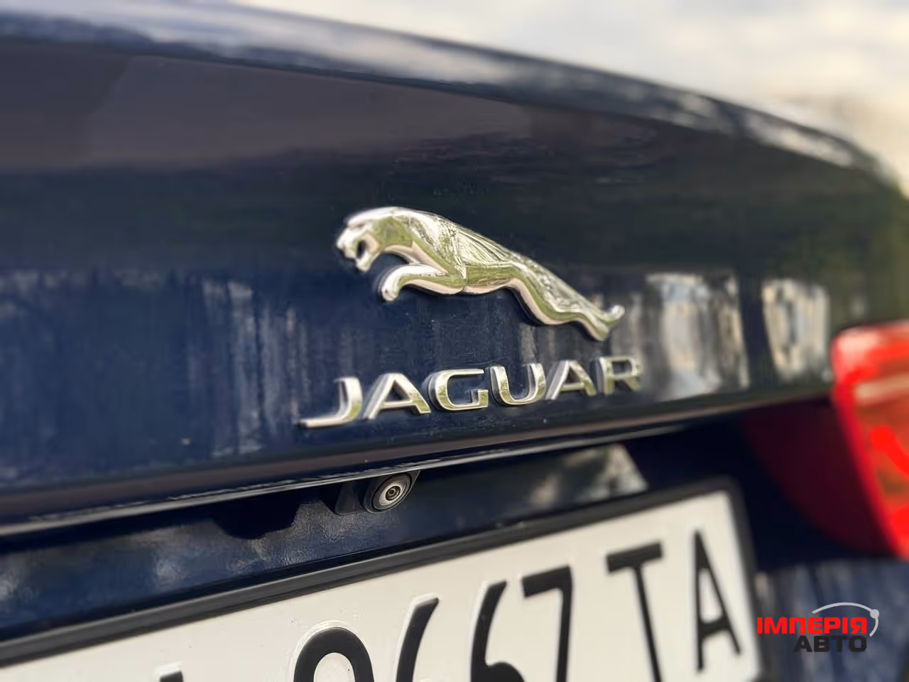 Jaguar XE - фото 17