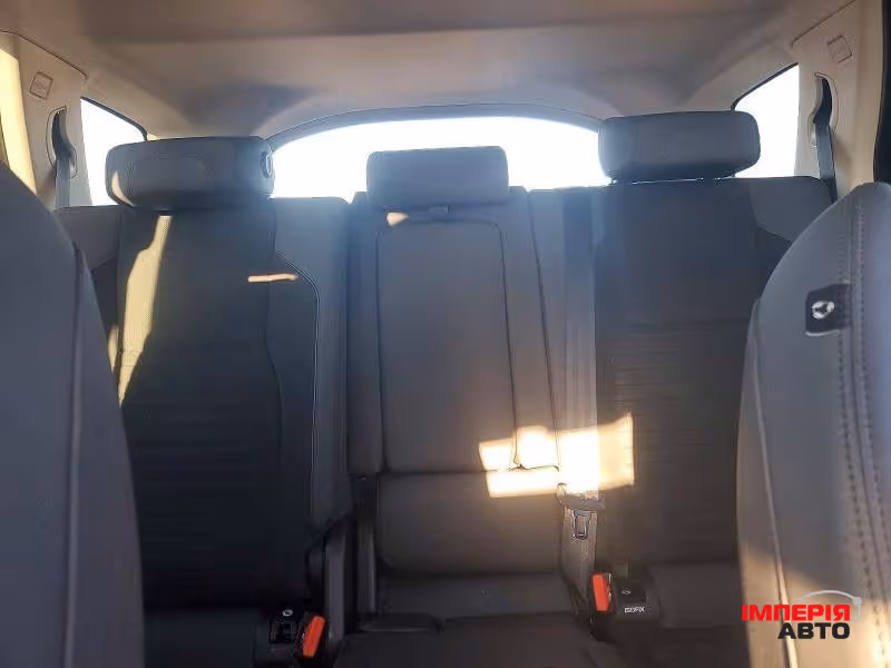 Land Rover Discovery Sport - фото 8