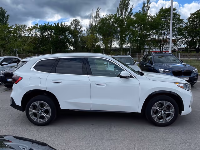 BMW X1 - фото 3