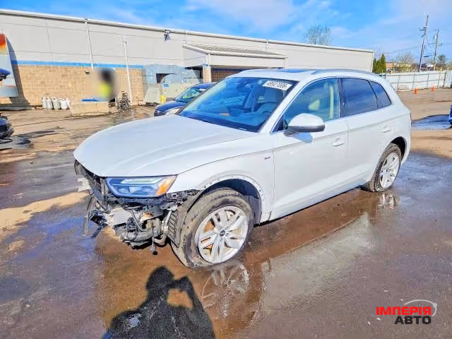Audi Q5 - фото 1
