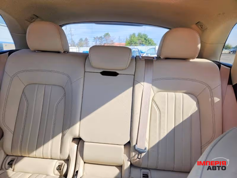 Audi Q5 - фото 12