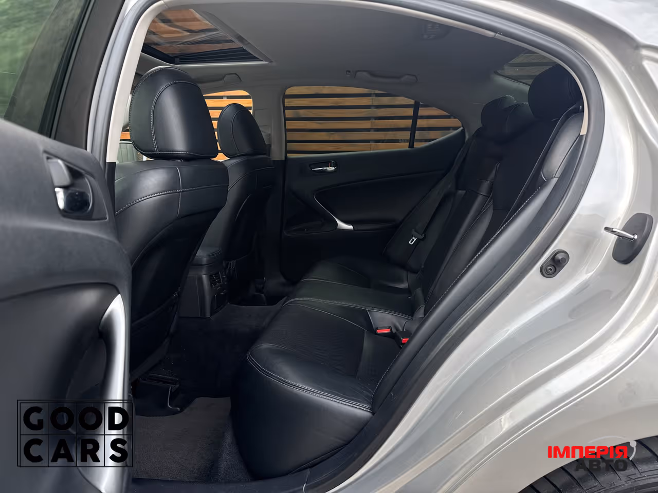 Lexus IS - фото 29