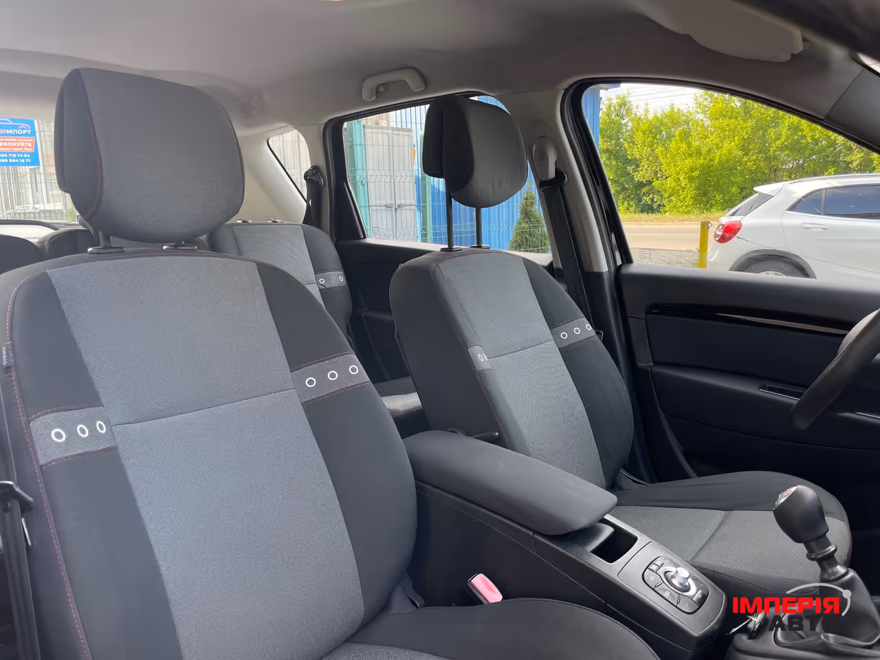 Renault Scenic - фото 4