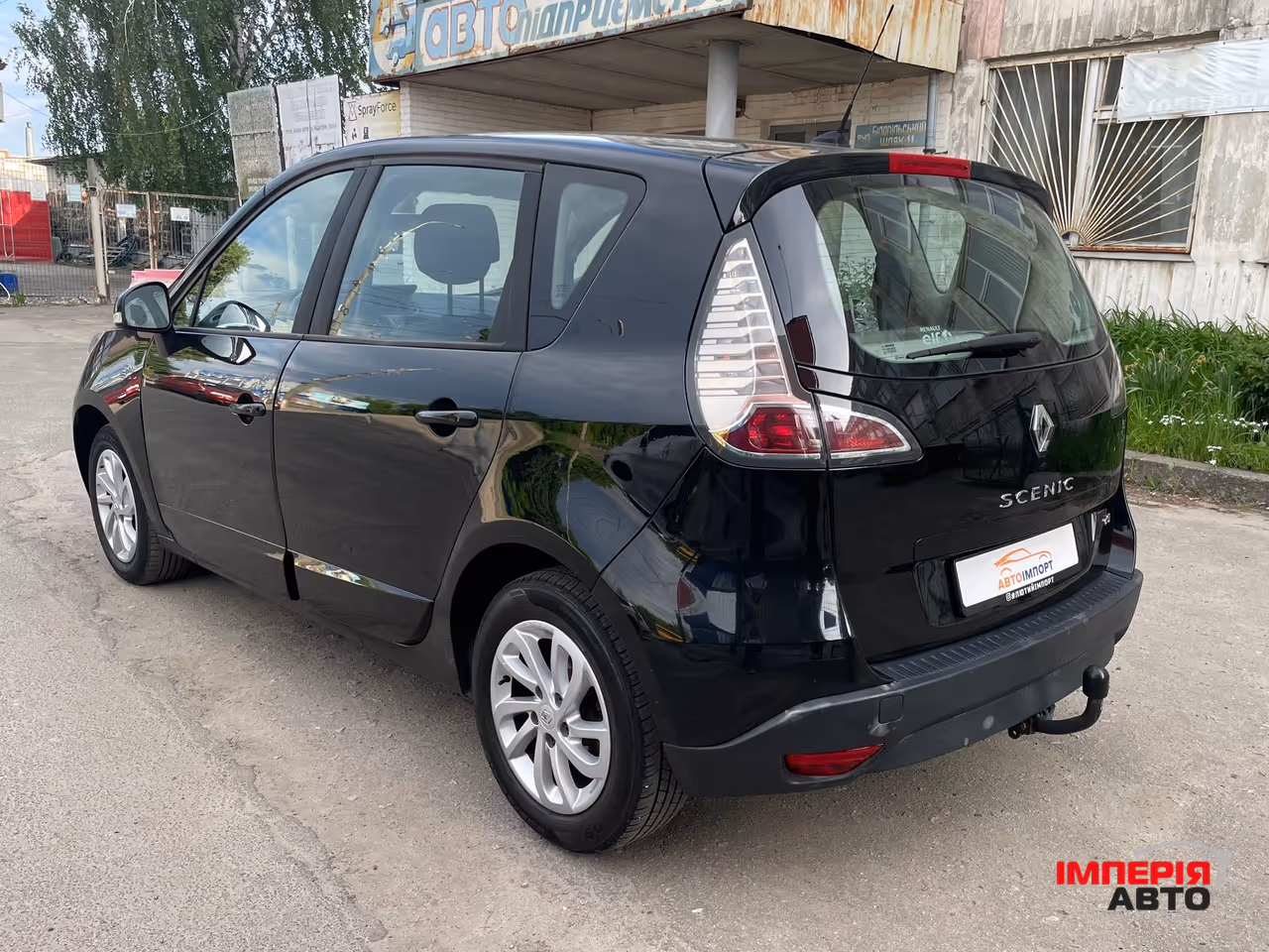 Renault Scenic - фото 9