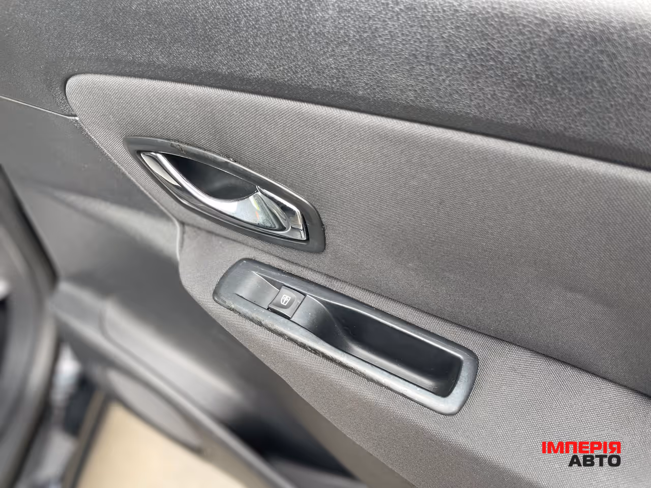 Renault Scenic - фото 37