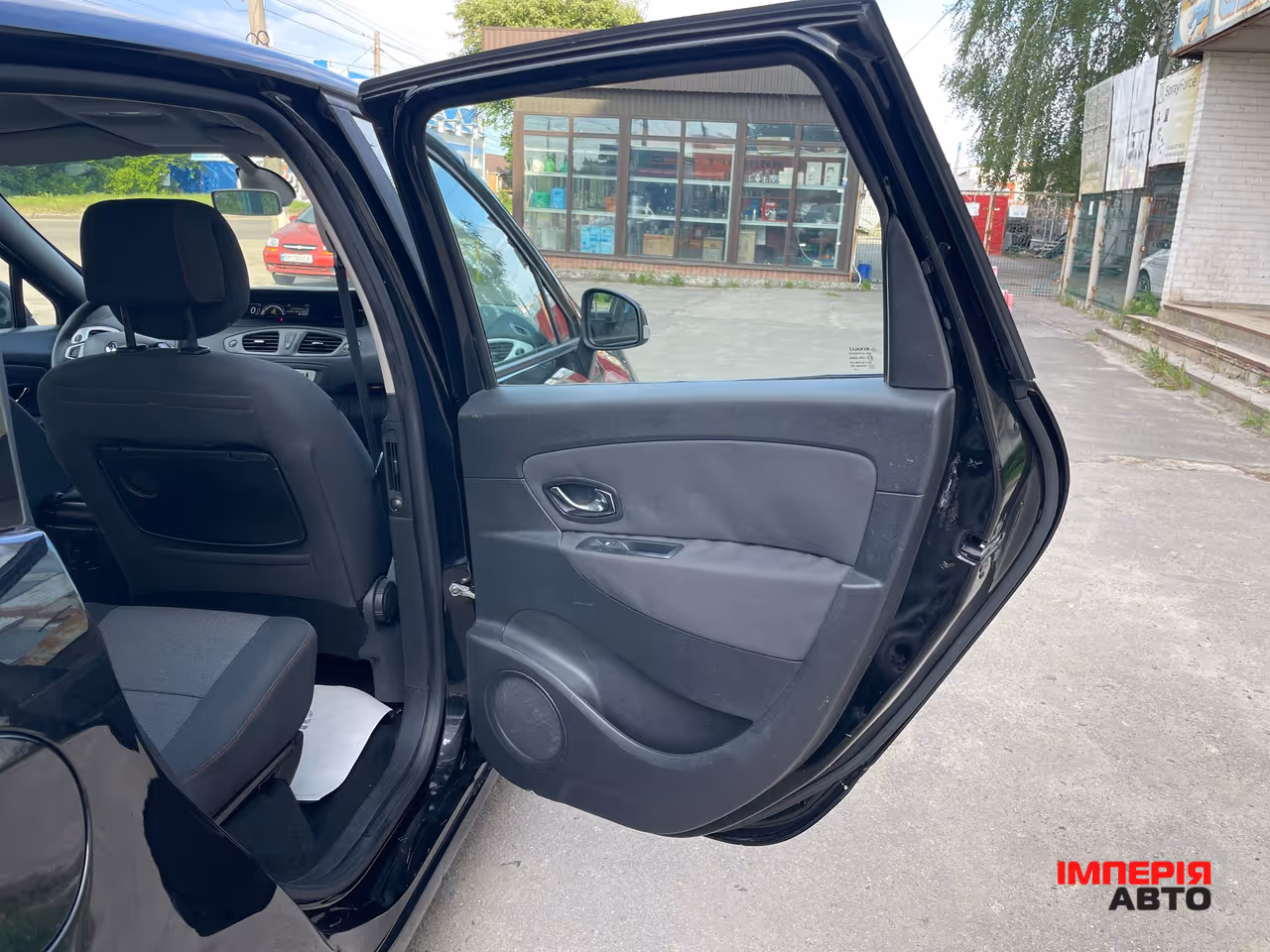 Renault Scenic - фото 36