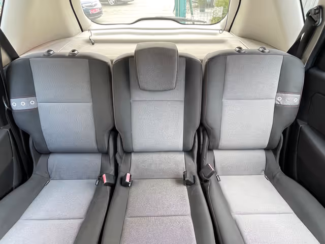 Renault Scenic - фото 5