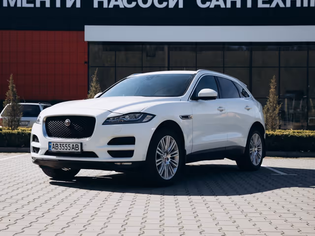 Jaguar F-Pace - фото 1