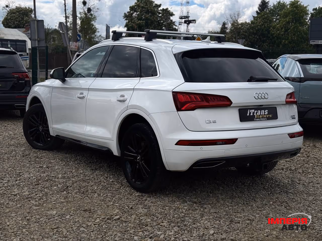 Audi Q5 - фото 10