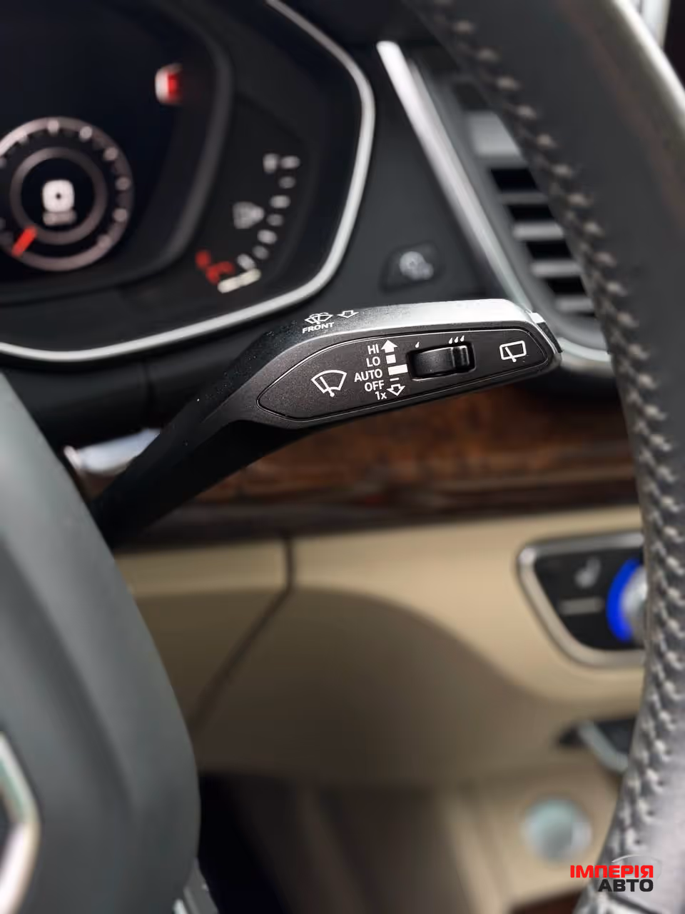 Audi Q5 - фото 28