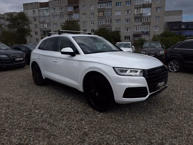Audi Q5 - фото 2