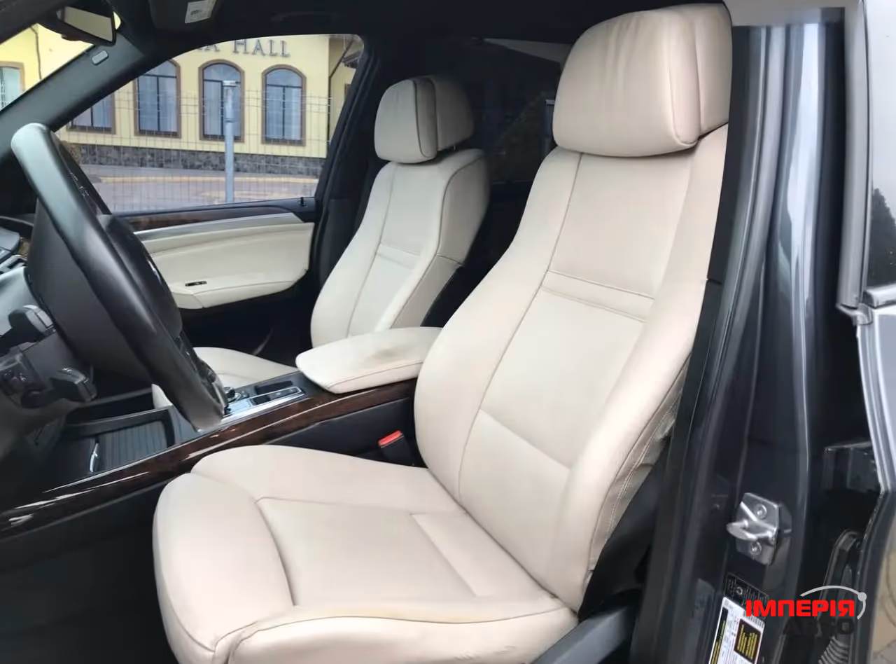 BMW X5 - фото 6