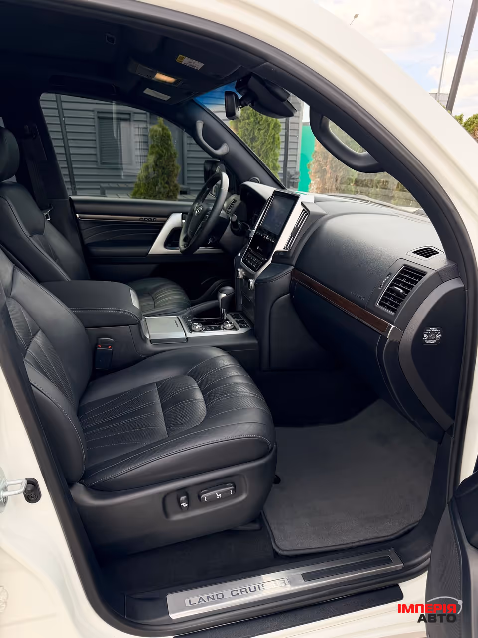 Toyota Land Cruiser - фото 11