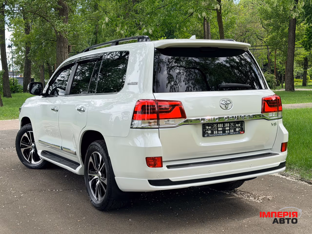 Toyota Land Cruiser - фото 6