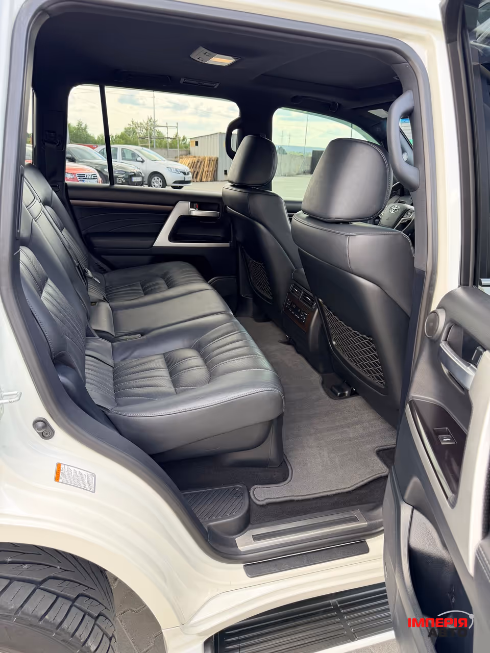 Toyota Land Cruiser - фото 14