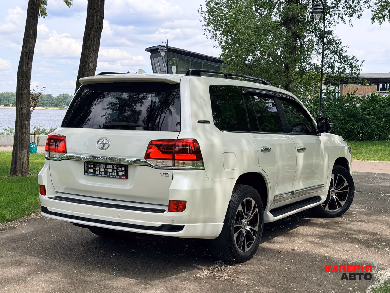 Toyota Land Cruiser - фото 4
